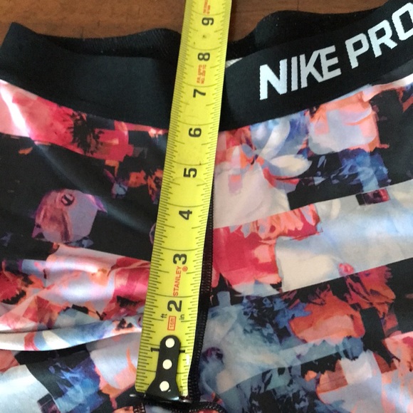 Nike Pro Dri-Fit Leggings - Picture 10 of 11